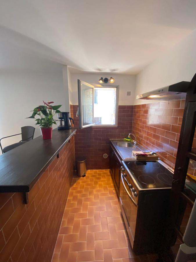 Charmant Appartement Au Coeur Du Village Tourrettes-sur-Loup Exterior foto